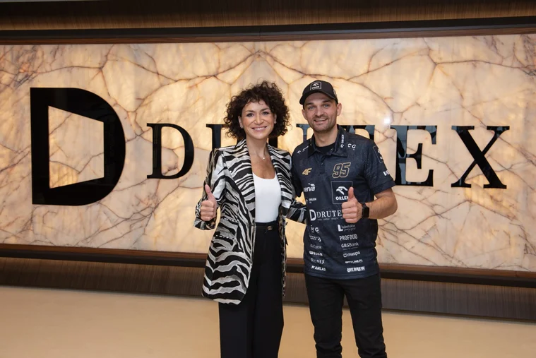 DRUTEX rozpoczyna współpracę z legendą światowego żużla – Bartoszem Zmarzlikiem